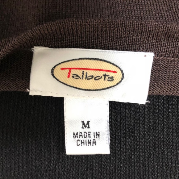 Like new Talbots button up V-neck top - Picture 4 of 5